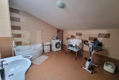 Apartament 3 camere, 80 mp, zona Visani - 11