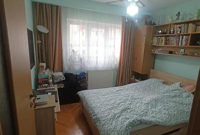 Apertament 2 camere decomandat balcon pivnita zona Valea Aurie - 2