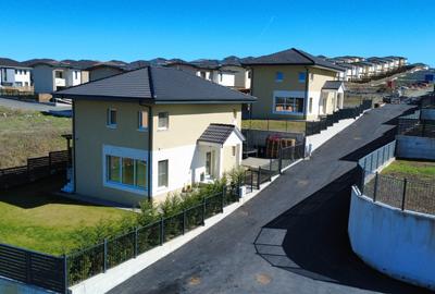 Vand casa individuala comision 0% - 10