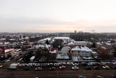 Apartament cu 3 camere în 1 Mai