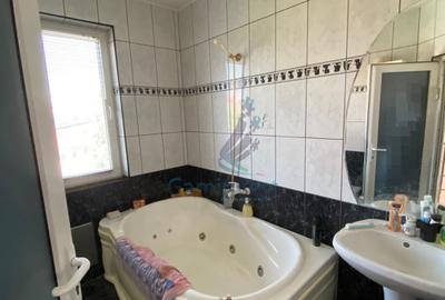 Vila cu piscina de vanzare, zona Olosig, Oradea, Bihor - 17