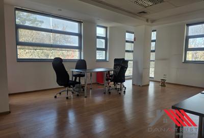 Bdul Eroilor  -  SAD Birouri 180 mp – 10 euro/mp - 1