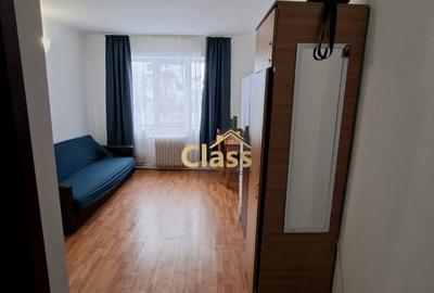 Garsonieră decomandată, mobilată în Gruia