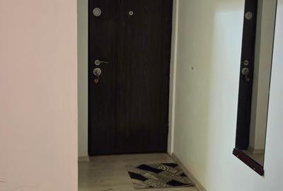 Apartament cu 2 camere semidecomandat, mobilat în Giroc