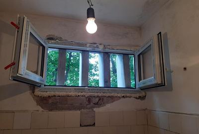 2 Camere,  Etaj Intermediar,  Zona Tomis 1 - 2