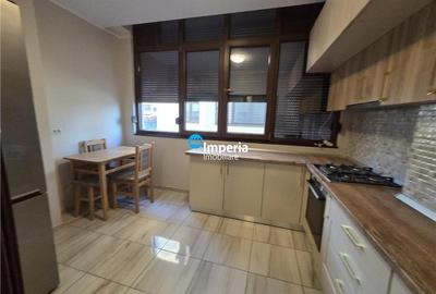 Inchiriez apartament 3 camere, decomandat, Capat Cug - 2