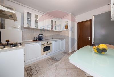 Apartament cu 2 camere semidecomandat, mobilat în Sânpetru