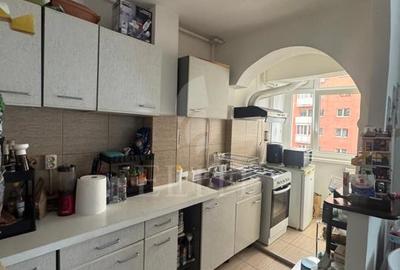 Apartament 3 camere în zona COMPLEX BIG - 3