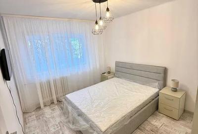 Apartament 2 camere, semidecomandat, 58 mp, ac, balcon, metrou, Parc Bazilescu - 1