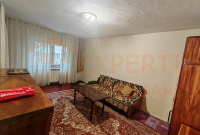 Apartament cu 2 camere decomandat, mobilat în Dacia