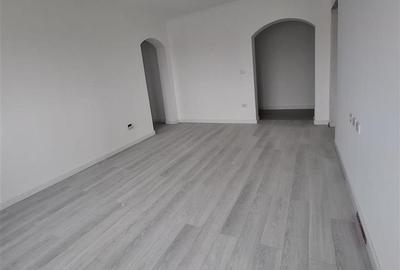 Apartament cu 3 camere, Ipotesti, 3c-4370 - 1