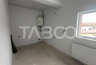 Apartament decomandat 3 camere  84 mpu etaj intermediar Turnisor Sibiu - 5