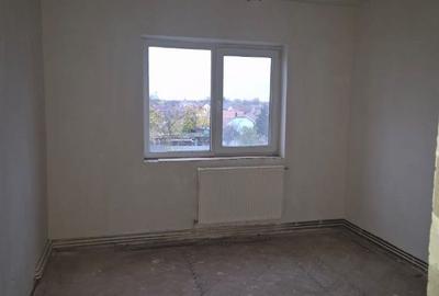APARTAMENT CU 3 CAMERE ZONA BOGDANESTILOR LA 105.000 euro - 2