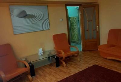 Garsonieră decomandată, mobilată în Ultracentral