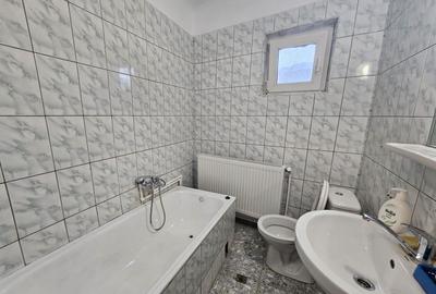 Apartament etaj casa cu teren 430 mp, N. Balcescu, stradal - 8