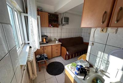 Garsoniera ,34mp, etaj 3, zona sud, Aleea Stadionului. - 2