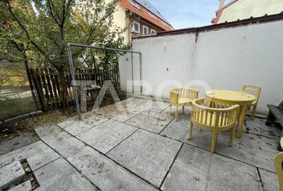 Apartament decomandat 93 utili curte proprie pivnita Sub Arini Sibiu - 1