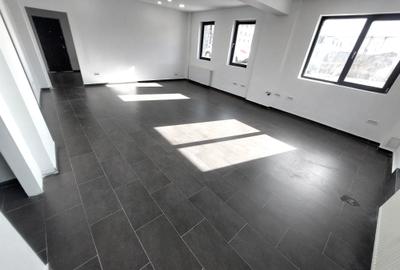 Spatiu Comercial de Inchiriat - Stradal - 4 locuri de parcare - Zona Cristalului - 1