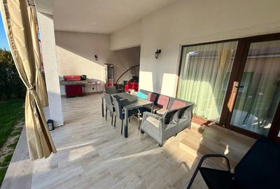 Casa moderna cu 4 camere, garaj 3 masini, curte amenajata – Valu lui Traian - 15