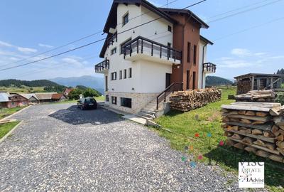 Vila Cu Panorama De Vanzare In Fundata - 4