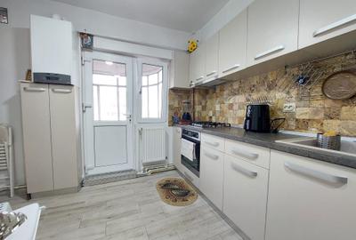 Apartament cu 3 camere zona 0 ~ etaj 5 din 6 ~ Confort 1 decomandat ~ renovat - 7