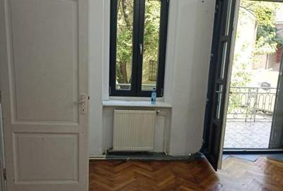 Super Apartament in Vila curte 50mp Cismigiu 4 camere - 2