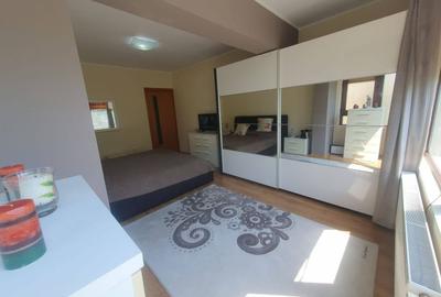 De vanzare – Apartament 3 camere -Complex Vega, Strada Tecuci - 5