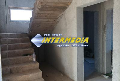 Casa noua de vanzare in Alba Iulia cu 4 camere semifinisata cu apa gaz curent - 4