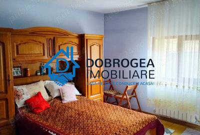 CATALOI- CASA 4 CAMERE , SUPRAFATA TOTALA 200 MP , TEREREN 1962 MP - 2