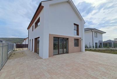 Casa individuala  sup. 120 mp P+E, teren 504 mp  in Chinteni - 3