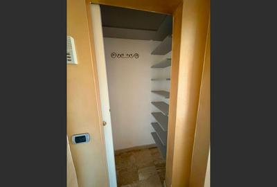 Decomandat 3 camere, 59 mp + terasă 36 mp – 68.000 € negociabil! - 8