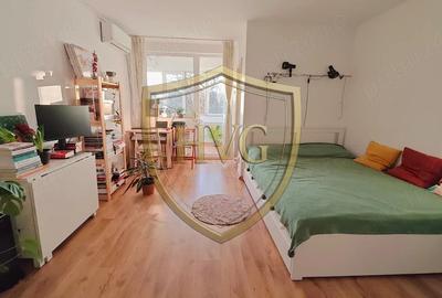 Garsonieră semidecomandată, mobilată în Victoriei