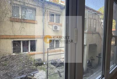 2 camere I Piata Sfintii Voievozi - Victoriei I Parter inalt - 11