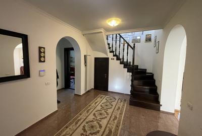 Curtea Domneasca, vilă individuală, 6 camere, 3 bai, garaj, mobilată și utilată. - 7
