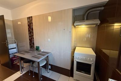 Apartament 2 camere, spațios, zona Republicii - Caraiman - 11