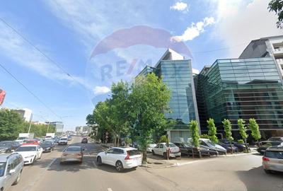 Spațiu comercial, de 300 mp, în Aviației