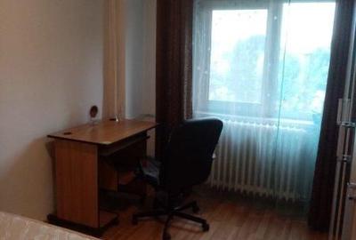 AP. 3 CAMERE TIMPURI NOI, BUCATARIE INCHISA,70 MP. UTILI,MOBILAT,AC - 3