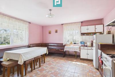Casă solidă cu 5 camere in localitatea Almaș, Arad - 3