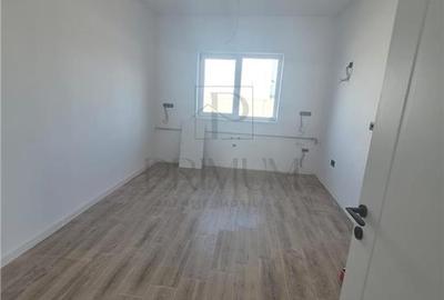 DUPLEX INDIVIDUAL -   Despartit prin camera Tehnica  - bucatarie inchisa -  2 Fr - 16