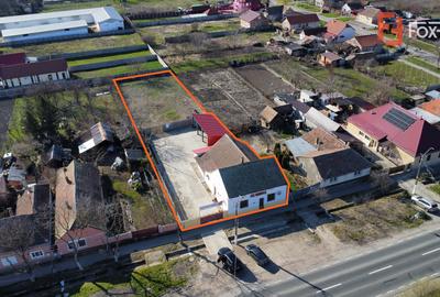 Spatiu comercial cu 4 incaperi de vanzare in Denta, zona Central - 2