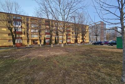 PROPRIETAR!! Apartament 3 camere Et 1 zona Victoria / Aleea Romanitei !! - 11