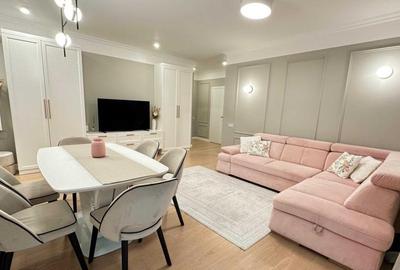 Apartament cu 3 camere decomandat, mobilat în Bună Ziua