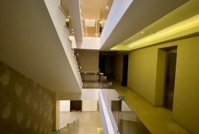 Apartament  3 camere, terasa 40 mp/ garaj  Iancu Nicolae/ Cambridge COMISION 0% - 16