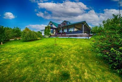 Vila de Vis cu Panorama Spectaculoasa ,INDEPENDENTA  ENERGETIC -Bucium - 1