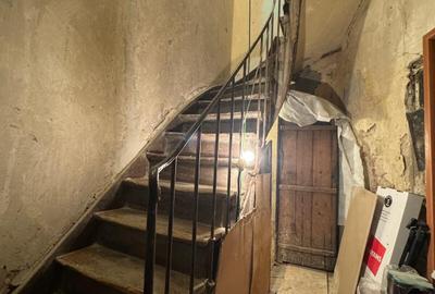 De vânzare: etaj 1 complet + subsol + mansardă | Zonă Armenească | 0% comision - 10