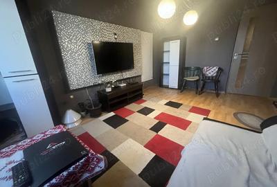 Apartament cu 4 camere decomandat, mobilat în Teiul Doamnei