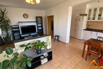 Apartament 3 camere la vilă – mobilat și utilat – SUB ARINI