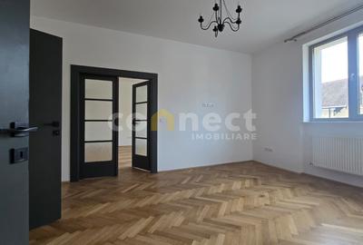 Apartament cu 5 camere circular în Central