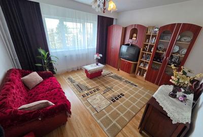 Apartament 3 camere, etaj intermediar, boxă, zona străzi Mehedinți - 1