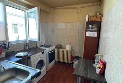 Apartament 2 camere bloc tip P reabilitat Favorit, Drumul Taberei - 1